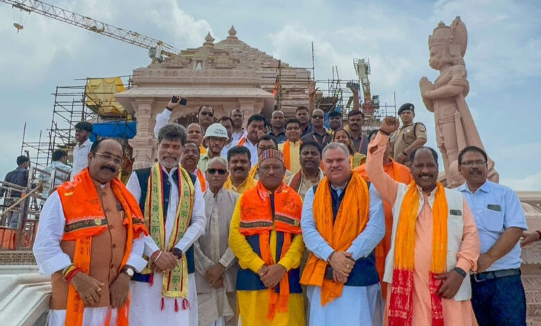 रायपुर : राम मंदिर में गूंजा नारा, छत्तीसगढ़ के भांचा राम, जय श्री राम, जय श्री राम