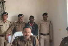 रायपुर: मंदिर हसौद में झाड़ियों से युवक का शव बरामद, पुलिस जुटी जांच में