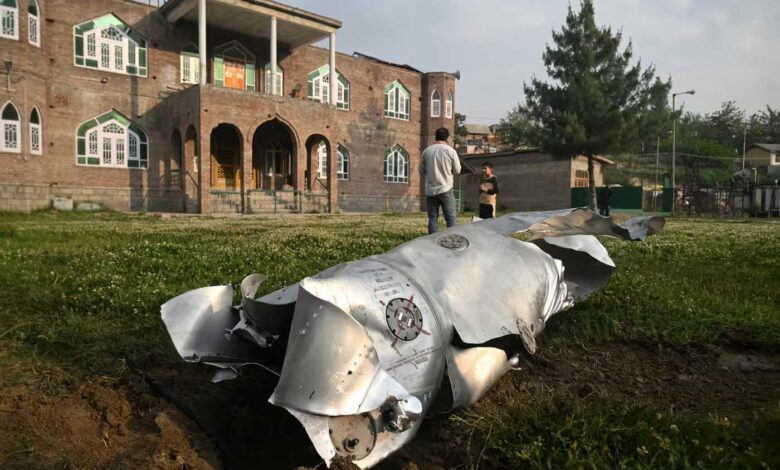 ऑपरेशन सिंदूर: भारतीय सेना ने मार गिराया पाकिस्तान का JF-17 फाइटर जेट, घुसपैठ की कोशिश नाकाम ऑपरेशन सिंदूर: भारतीय सेना ने मार गिराया पाकिस्तान का JF-17 फाइटर जेट, घुसपैठ की कोशिश नाकाम
