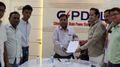 बिजली संकट पर कांग्रेस का घेरा डालो अभियान: CSEB कार्यालय पहुंचकर चेताया, कहा- समस्या नहीं सुलझी तो सड़कों पर उतरेंगे