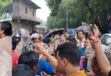 छत्तीसगढ़: कोयला खदान के लिए पेड़ों की कटाई के विरोध में कांग्रेस विधायक गिरफ्तार, ग्रामीणों का प्रदर्शन जारी