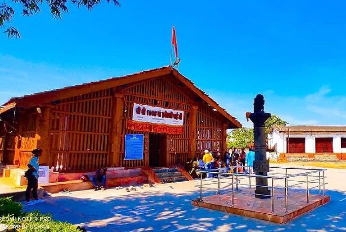 माँ दंतेश्वरी मंदिर की दान पेटी खुली, भक्तों की अनूठी मनोकामनाएं आईं सामने: ‘गर्लफ्रेंड से शादी करा दो’, ‘एनएमडीसी में नौकरी लगवा दो’ माँ दंतेश्वरी मंदिर की दान पेटी खुली, भक्तों की अनूठी मनोकामनाएं आईं सामने: ‘गर्लफ्रेंड से शादी करा दो’, ‘एनएमडीसी में नौकरी लगवा दो’