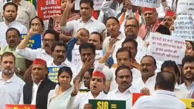 संसद के मानसून सत्र का दूसरा दिन: उपराष्ट्रपति जगदीप धनखड़ राज्यसभा से अनुपस्थित, विपक्ष के हंगामे के बाद दोनों सदन स्थगित