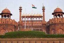 लाल किले की सुरक्षा में बड़ी चूक, डमी बम का पता न लगा पाने पर 7 पुलिसकर्मी निलंबित