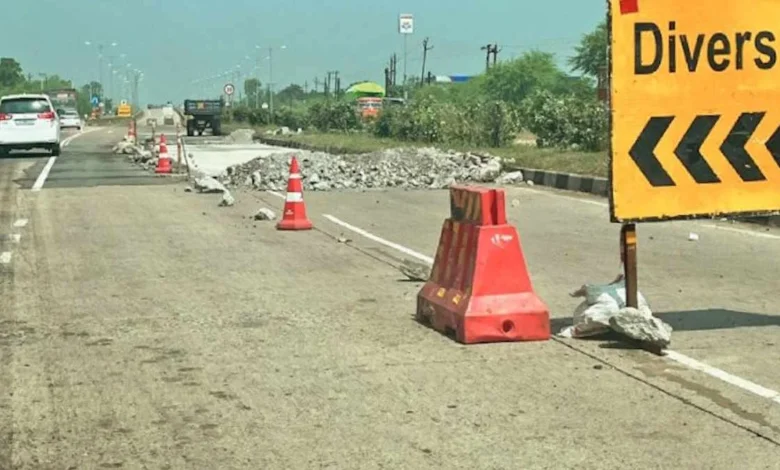 बिलासपुर-रायपुर राष्ट्रीय राजमार्ग की जर्जर स्थिति पर हाई कोर्ट सख्त बिलासपुर-रायपुर राष्ट्रीय राजमार्ग की जर्जर स्थिति पर हाई कोर्ट सख्त