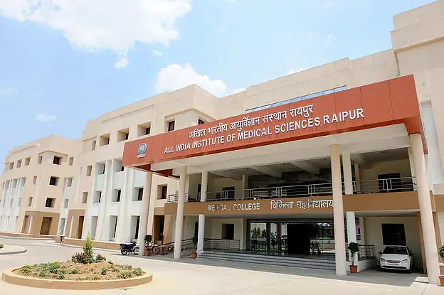AIIMS से डॉक्टरों का पलायन जारी, बेहतर वेतन और सुविधाओं की कमी बनी वजह