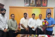 राजस्व मंत्री के आश्वासन के बाद तहसीलदारों और नायब तहसीलदारों की अनिश्चितकालीन हड़ताल स्थगित