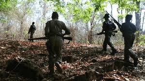 छत्तीसगढ़ के बीजापुर में सुरक्षाबलों और नक्सलियों के बीच मुठभेड़ शुरू। DRG और STF के जवानों ने नक्सलियों को घेरा। पढ़ें ताजा अपडेट और ग्राउंड रिपोर्ट।