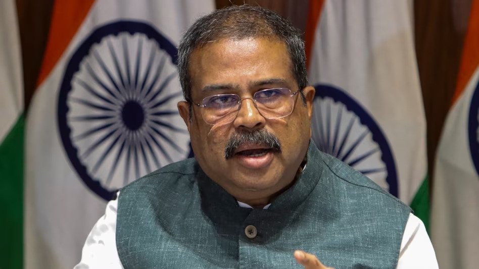 धर्मेंद्र प्रधान का इस्तीफा
